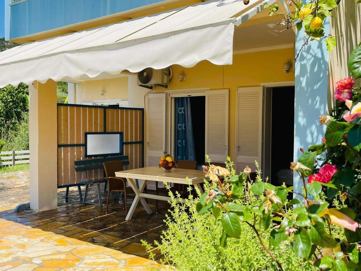 Triantis Apartments Lygia  Exterior foto