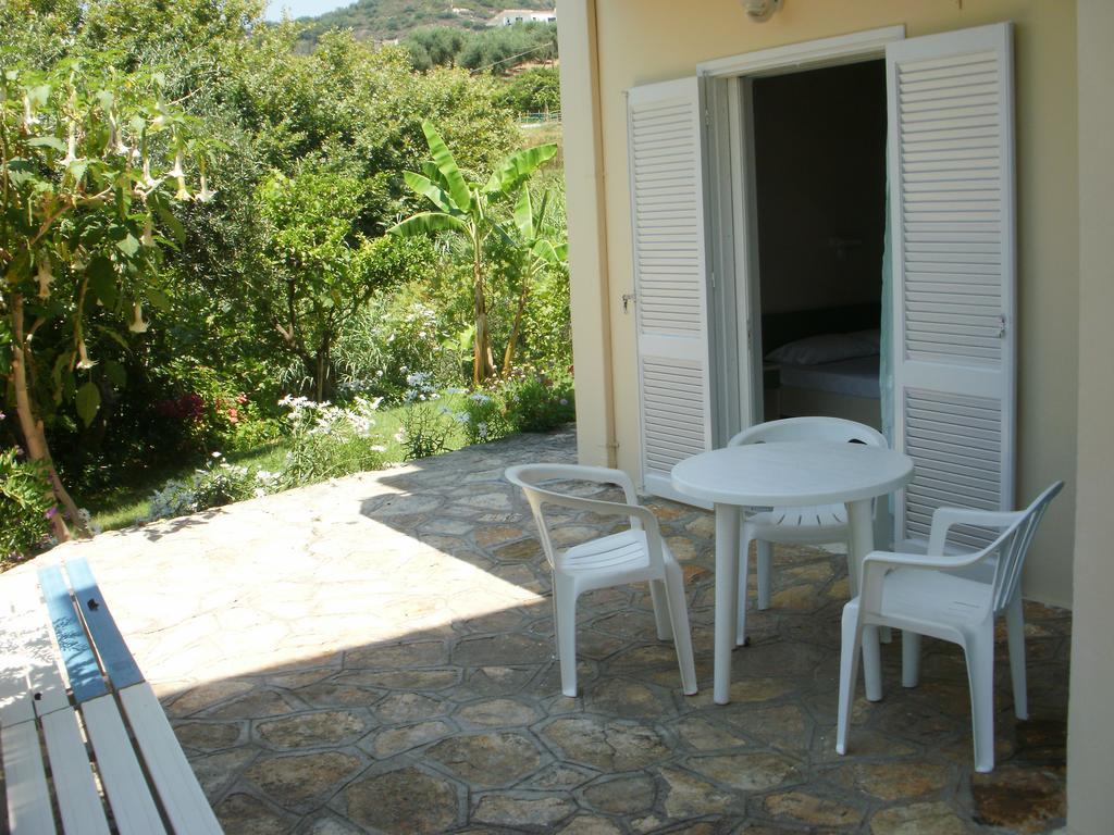 Triantis Apartments Lygia  Quarto foto