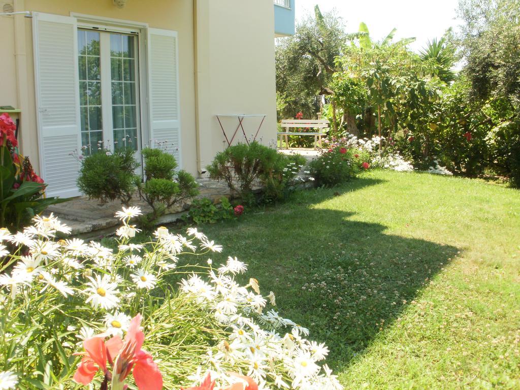 Triantis Apartments Lygia  Quarto foto