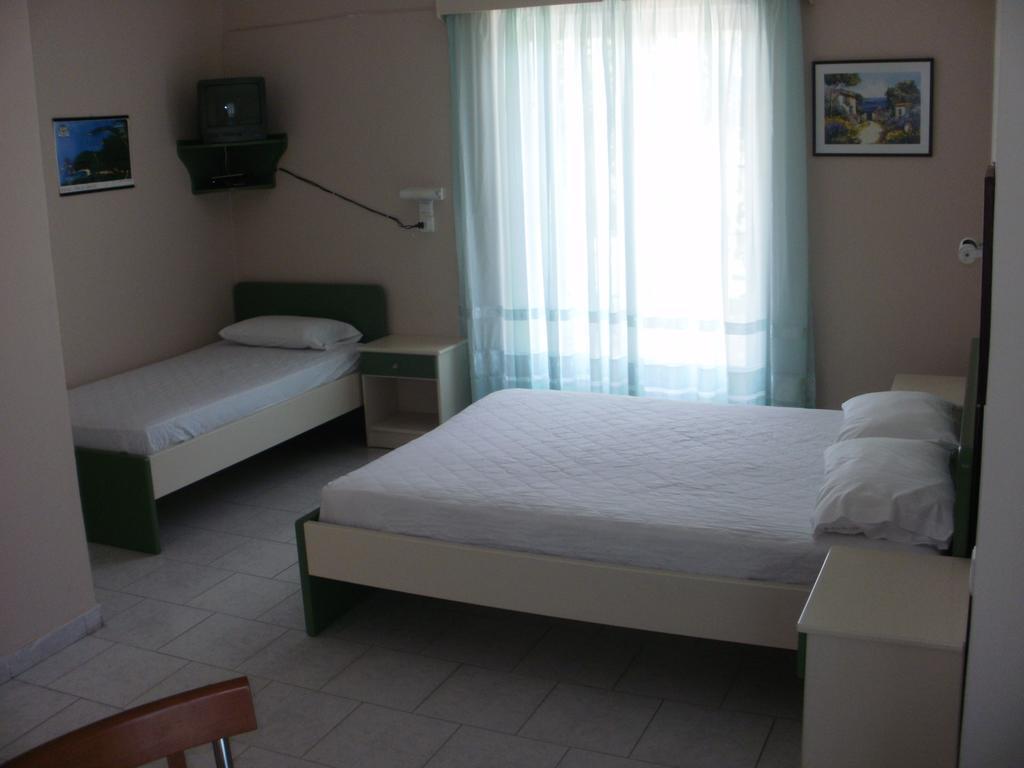 Triantis Apartments Lygia  Quarto foto